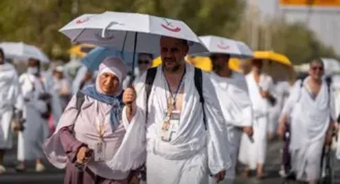 الحجاج يختتمون آخر موسم حج صيفي بعد 25 عامًا الحجاج يختتمون آخر موسم حج صيفي بعد 25 عامًا