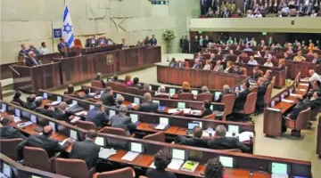 تصاعد التوترات: إسرائيل تقترب من حل الكنيست وسط أزمة قانون التجنيد التي تهدد ائتلاف نتنياهو وتدفع نحو انتخابات مبكرة.