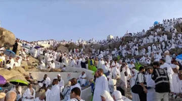 مسجد نمرة وجبل الرحمة: ما هي أبرز معالم مشعر عرفات؟