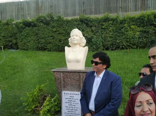 أسمهان تتحول إلى واحدة من أبرز نجوم الأوبرا.. وتمثال فريد الأطرش يعود بعد عمليات الترميم