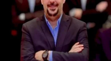 الخدشمان يكتب: عندما تواجد الأمير في وسطنا… لحظة لا تُنسى في مدرجات الوطن ـ بقلم: خالد أحمد الخدشمان