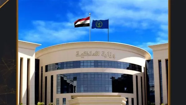 وزارة الداخلية توضح حقيقة ارتفاع رسوم تسجيل السيارات وإلزامية كافة الإجراءات وزارة الداخلية توضح حقيقة ارتفاع رسوم تسجيل السيارات وإلزامية كافة الإجراءات