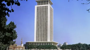 استعراض القوة لن يضمن الأمن لأي أمة.. مصر تندد بالاعتداء الإسرائيلي على إيران وتطالب بالتحلي بالتهذيب
