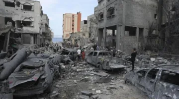 14 شهيدًا والعديد من المصابين نتيجة القصف الإسرائيلي المتواصل على غزة
