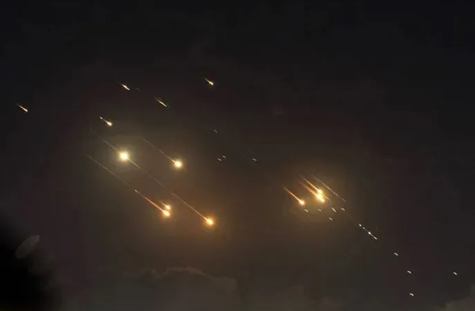 نداء حديث من جيش الاحتلال للإسرائيليين في ظل الهجمات الإيرانية.. ما تفاصيله؟ نداء حديث من جيش الاحتلال للإسرائيليين في ظل الهجمات الإيرانية.. ما تفاصيله؟