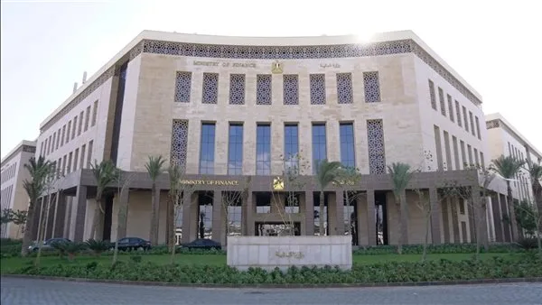 اقتصادي: تخصيص الأراضي كحل مبتكر لتقليل الدين العام اقتصادي: تخصيص الأراضي كحل مبتكر لتقليل الدين العام