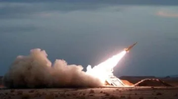 صحيفة إسرائيلية تكشف عن مقتل 13 جراء القصف الإيراني، 10 منهم نتيحة الهجوم يوم السبت.