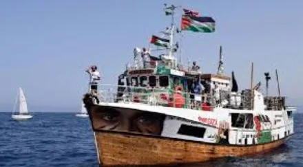 حركة حمس الجزائرية تدعو للإفراج عن كل المتضامنين مع سفينة مادلين حركة حمس الجزائرية تدعو للإفراج عن كل المتضامنين مع سفينة مادلين