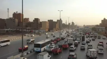 النقل تصدر إرشادات لقائدي السيارات حول خدمة الأتوبيس الترددي