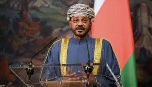 وزير الخارجية العماني: جلسة المفاوضات بين أمريكا وإيران التي كانت محددة ليوم غد لن تتم. وزير الخارجية العماني: جلسة المفاوضات بين أمريكا وإيران التي كانت محددة ليوم غد لن تتم.