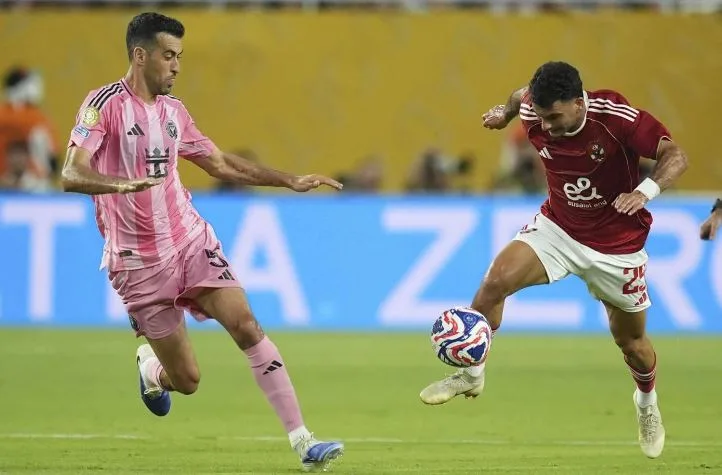 شوبير: من لا يدعم الأهلي في كأس العالم “فليتحدث بما هو خير أو ليصمت”