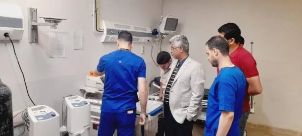وكيل وزارة الصحة بشمال سيناء يزور مستشفى نخل المركزي للاطمئنان على جاهزيته لاستقبال عيد الأضحى. وكيل وزارة الصحة بشمال سيناء يزور مستشفى نخل المركزي للاطمئنان على جاهزيته لاستقبال عيد الأضحى.