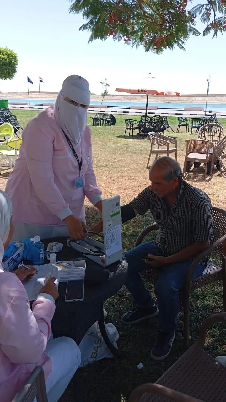 الصحة: مواصلة توزيع أدوية الأمراض المزمنة وتنفيذ جلسات الغسيل الكلوي خلال احتفالات عيد الأضحى المبارك الصحة: مواصلة توزيع أدوية الأمراض المزمنة وتنفيذ جلسات الغسيل الكلوي خلال احتفالات عيد الأضحى المبارك