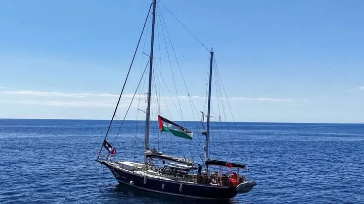 مادلين تتحدث: سفينة حرية تزعزع صورة إسرائيل على الصعيد العالمي مادلين تتحدث: سفينة حرية تزعزع صورة إسرائيل على الصعيد العالمي