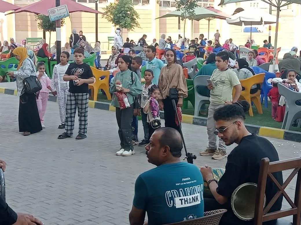 أجواء احتفالية حيوية وحشود جماهيرية بمناسبة عيد الأضحى في ثقافة الشرقية أجواء احتفالية حيوية وحشود جماهيرية بمناسبة عيد الأضحى في ثقافة الشرقية