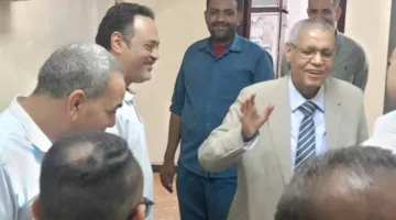 المدير التنفيذي لشركة مطاحن مصر العليا يزور جميع الأقسام في سوهاج.