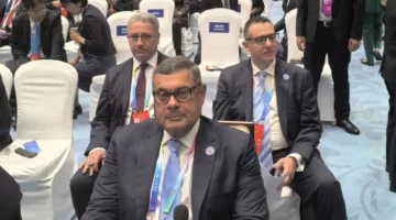 المنتدى الإفريقي الصيني يطرح 10 توصيات لتعزيز التنمية ومواجهة التحديات التي ت destabilize الاقتصاد العالمي.