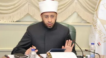 وزير الأوقاف يعقد اجتماعًا لمتابعة إجراءات تسجيل وتوثيق الممتلكات الوقفية