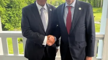 وزير الخارجية وشؤون الهجرة يجتمع مع نظيره النرويجي