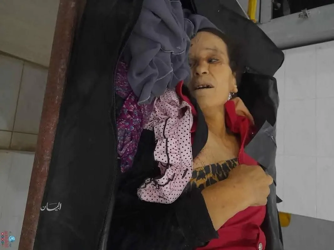 اكتشاف جثة امرأة غير معروفة الهوية على الطريق الدولي في جمصة اكتشاف جثة امرأة غير معروفة الهوية على الطريق الدولي في جمصة