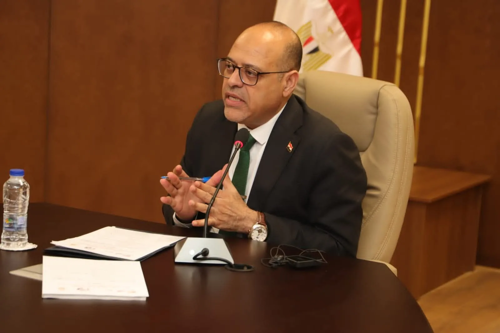 وزير العمل محمد جبران يتحدث في مؤتمر صحفي بمناسبة “اليوم العالمي لمكافحة عمل الأطفال” وزير العمل محمد جبران يتحدث في مؤتمر صحفي بمناسبة “اليوم العالمي لمكافحة عمل الأطفال”