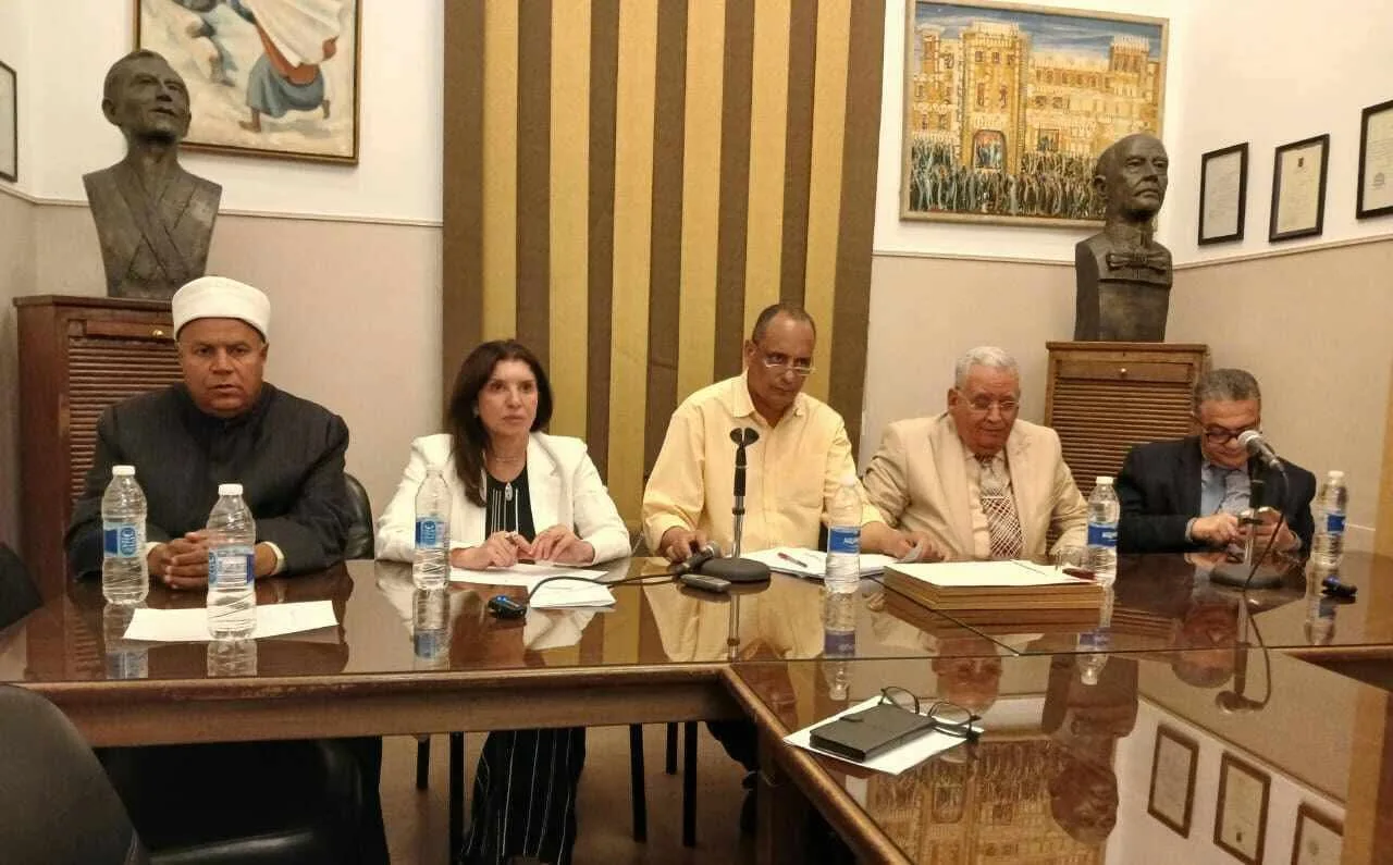 تاريخ الأسرة المصرية عبر العصور: ندوة اللجنة المعنية بالحضارة القديمة لاستكشاف وتعزيز دور المرأة تاريخ الأسرة المصرية عبر العصور: ندوة اللجنة المعنية بالحضارة القديمة لاستكشاف وتعزيز دور المرأة