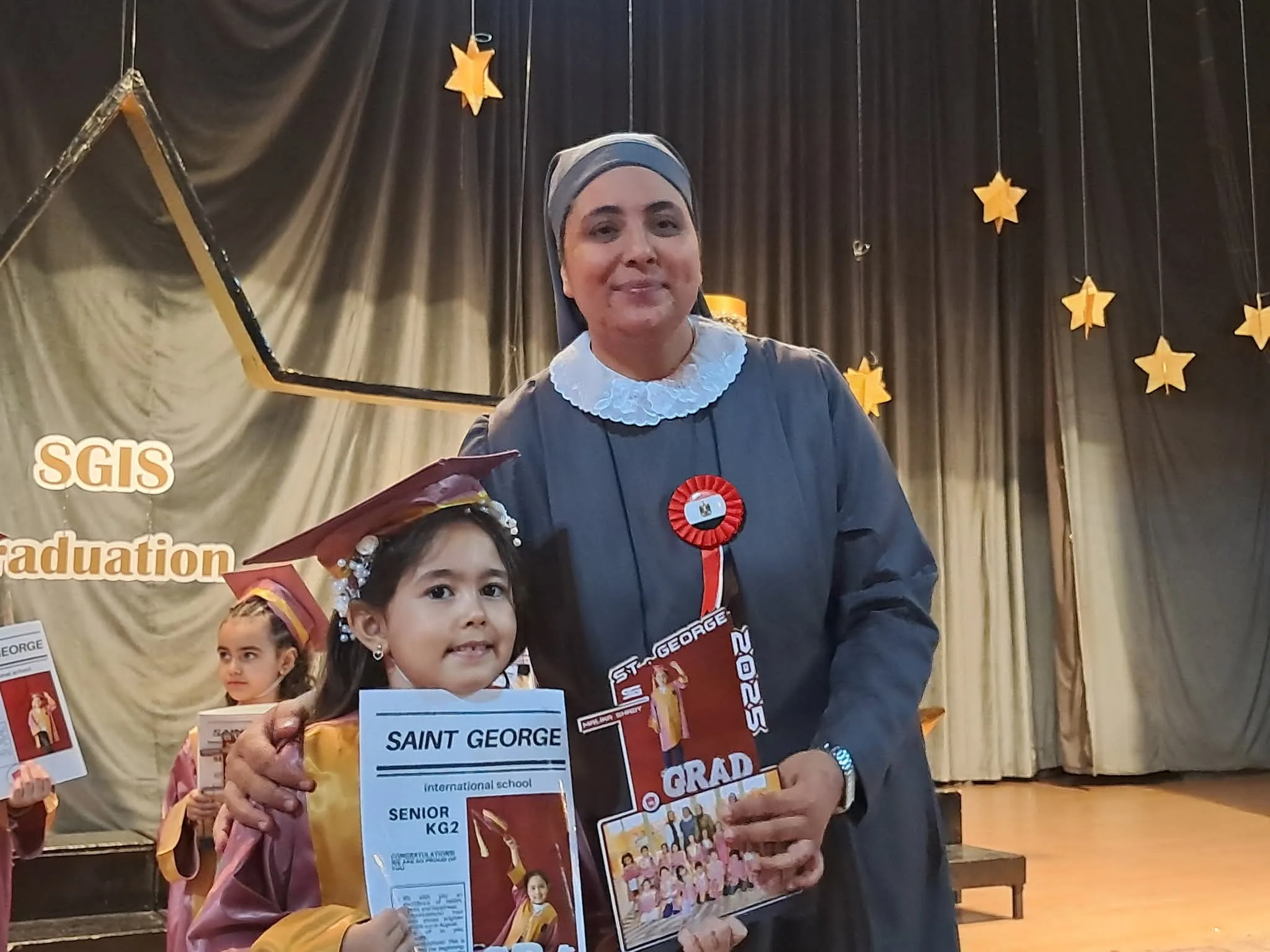مدارس “سان جورج الدولية ببني سويف” تتألق في فعاليات حفل تخرج دفعة KG2 مدارس “سان جورج الدولية ببني سويف” تتألق في فعاليات حفل تخرج دفعة KG2