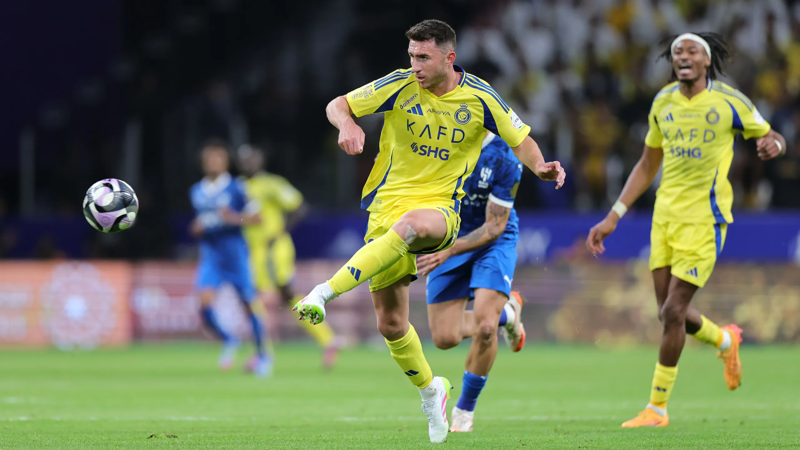 النصر السعودي يضع شرطًا لتقبل انتقال لابورت وهو الحصول على عرض مناسب. النصر السعودي يضع شرطًا لتقبل انتقال لابورت وهو الحصول على عرض مناسب.