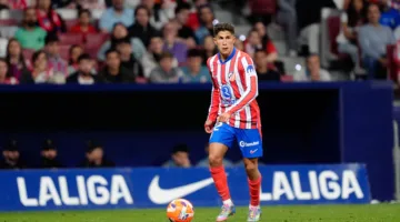 جوليانو سيميوني: أتلتيكو مدريد يركز جهوده على لقاء باريس سان جيرمان