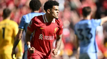 برشلونة يواصل استراتيجيته في سوق الانتقالات مع لويس دياز