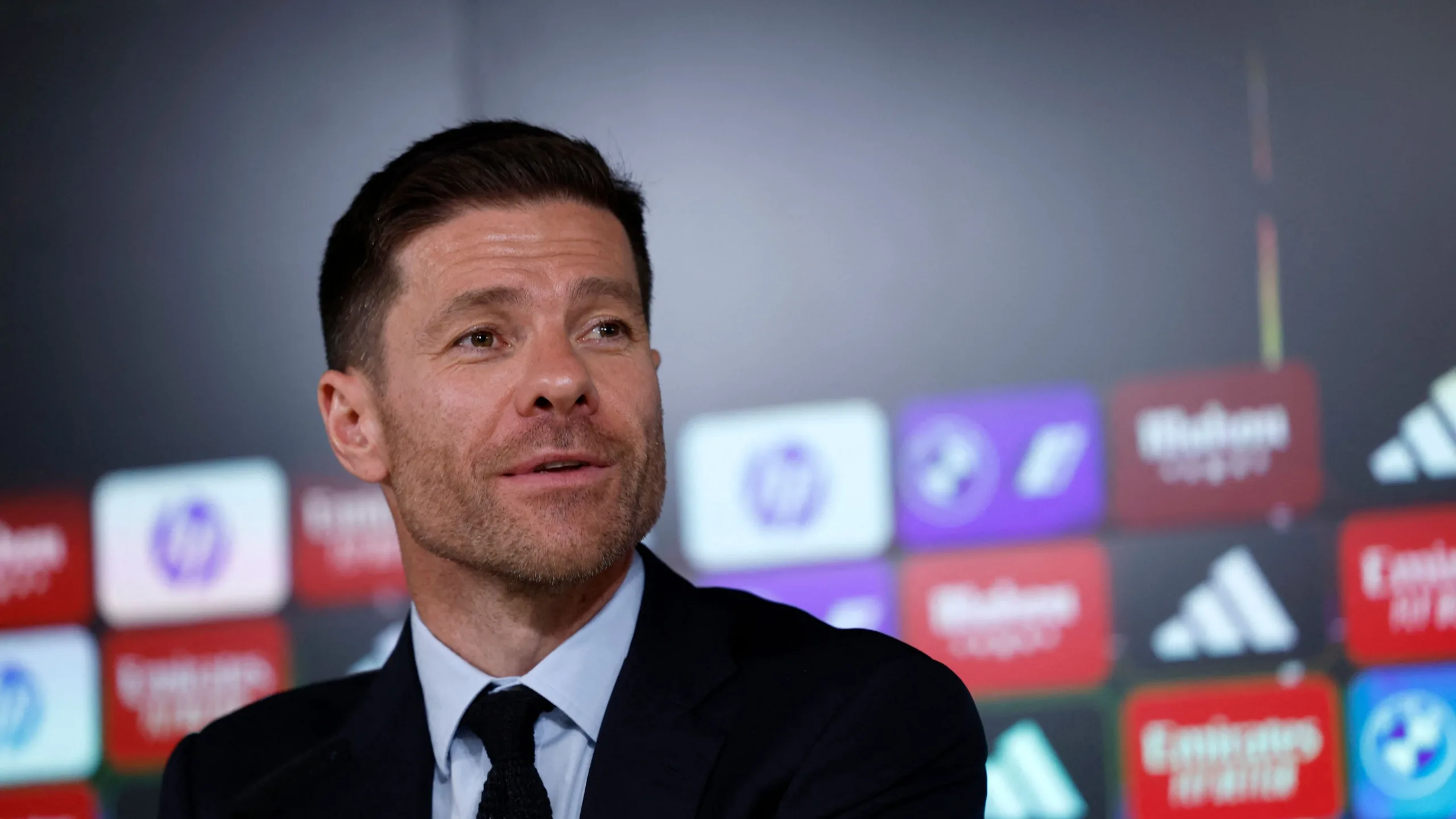 بعد خطوة بنفيكا.. ريال مدريد يؤجل طلب ألونسو بعد خطوة بنفيكا.. ريال مدريد يؤجل طلب ألونسو