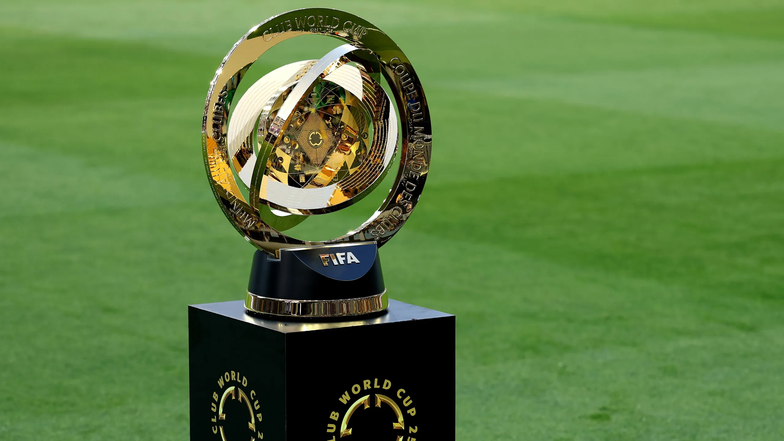 تاريخ الفائزين بكأس العالم للأندية: الدول المضيفة والبلدان الأكثر توجهاً باللقب تاريخ الفائزين بكأس العالم للأندية: الدول المضيفة والبلدان الأكثر توجهاً باللقب