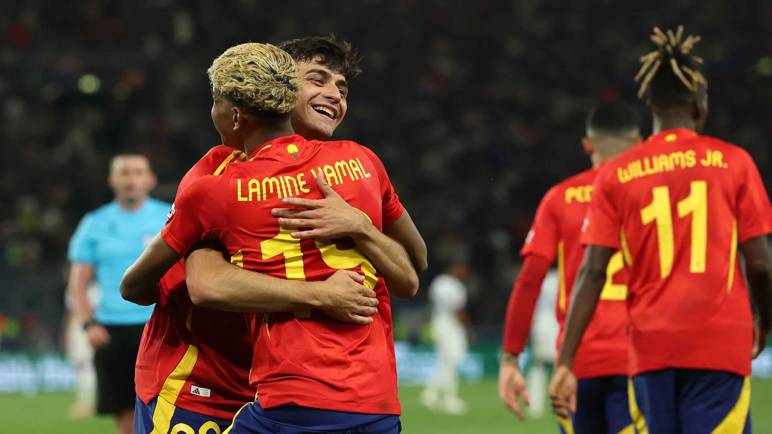 يامال يتولى قيادة منتخب إسبانيا في مواجهة البرتغال يامال يتولى قيادة منتخب إسبانيا في مواجهة البرتغال