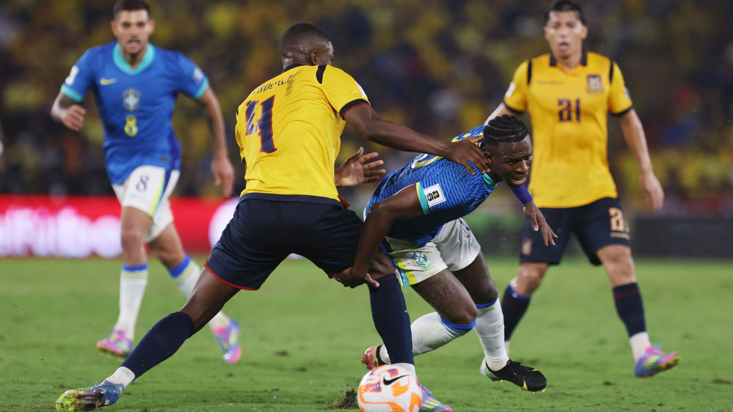 موعد مباراة البرازيل وباراجواي في تصفيات كأس العالم 2026 في أمريكا الجنوبية … والقنوات التي ستبث المباراة موعد مباراة البرازيل وباراجواي في تصفيات كأس العالم 2026 في أمريكا الجنوبية … والقنوات التي ستبث المباراة
