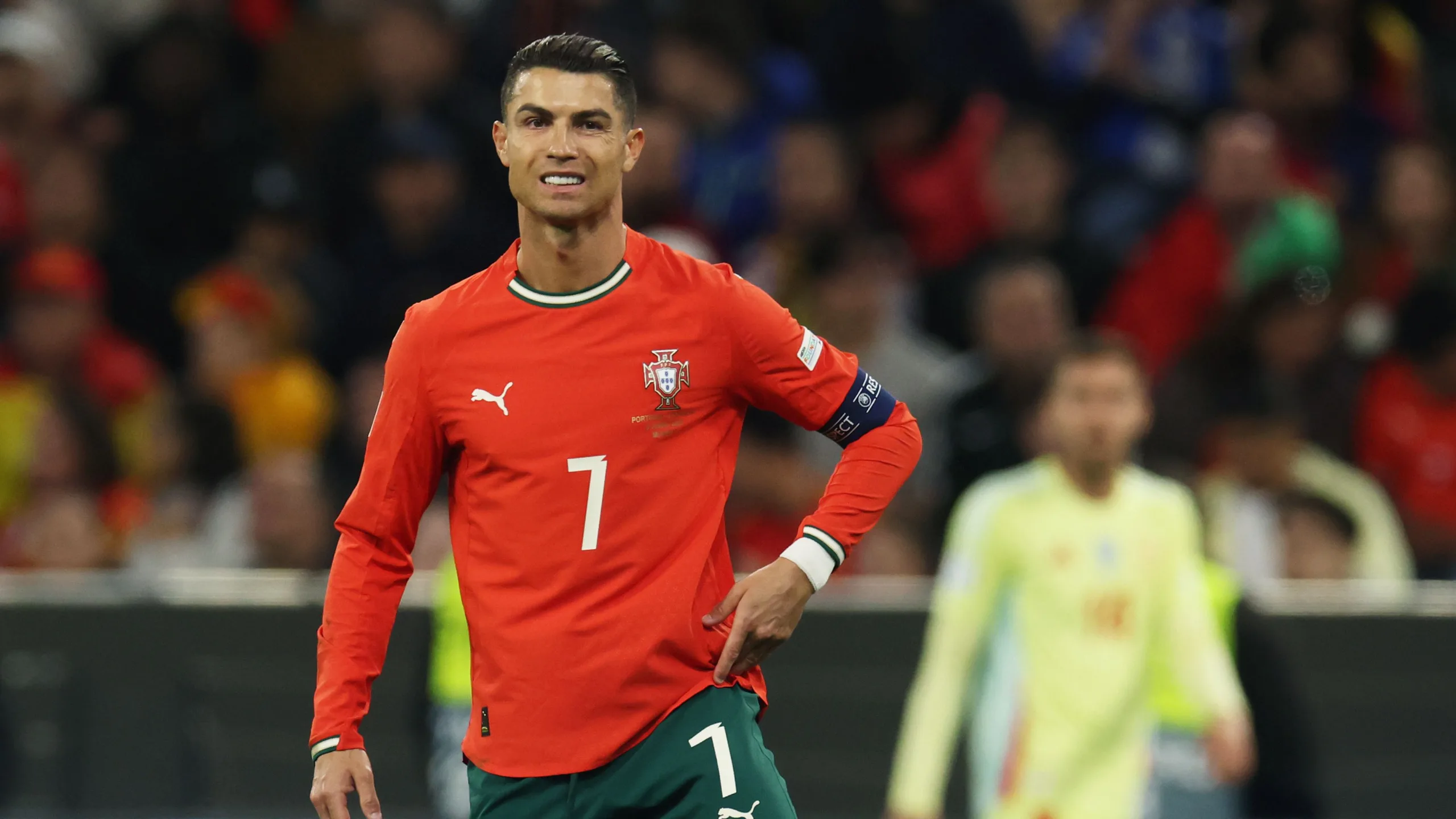 رونالدو يتعرض للإصابة في نهائي دوري الأمم رونالدو يتعرض للإصابة في نهائي دوري الأمم