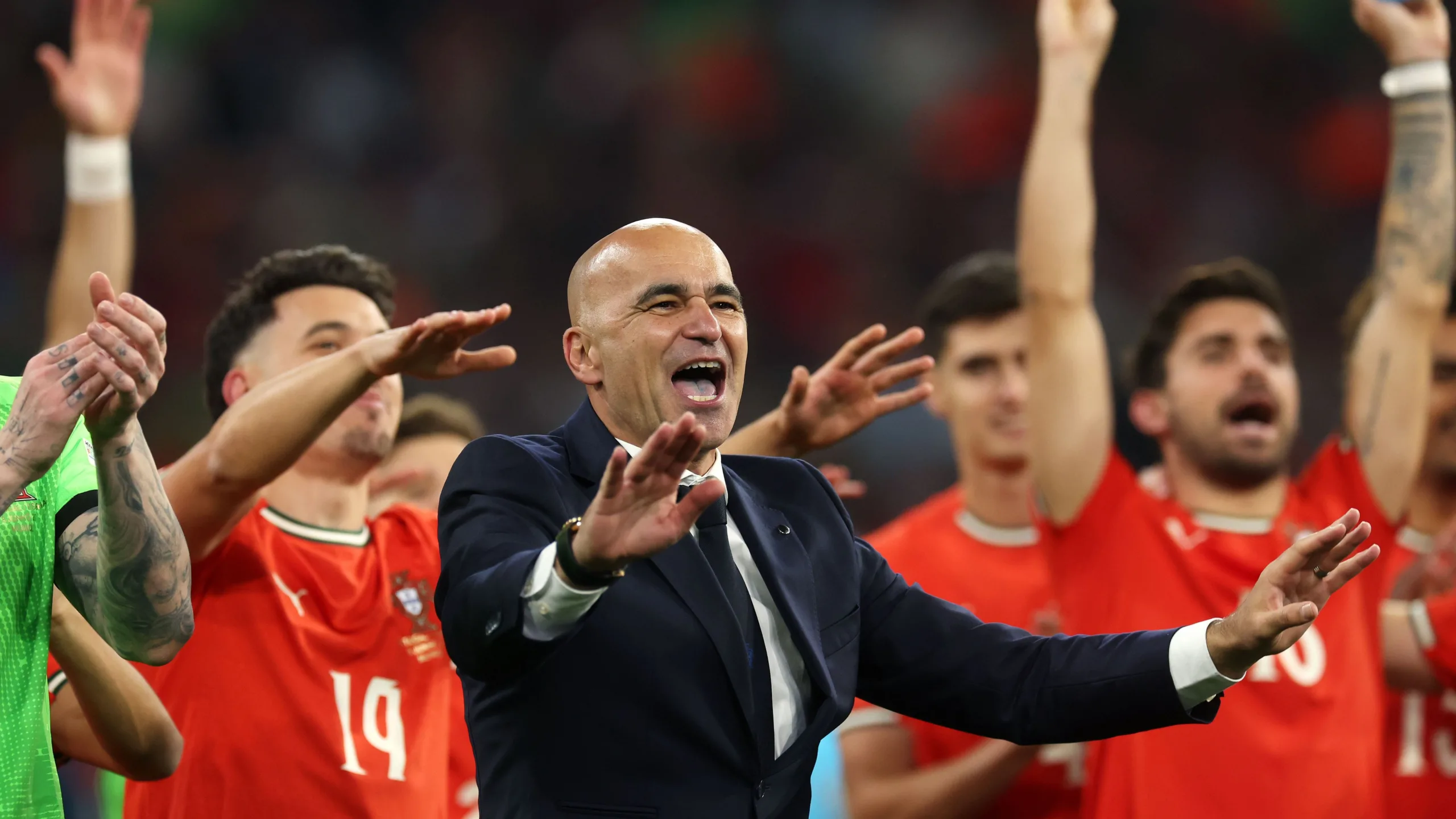 أول إنجاز لروبرتو مارتينيز مع المنتخب البرتغالي أول إنجاز لروبرتو مارتينيز مع المنتخب البرتغالي