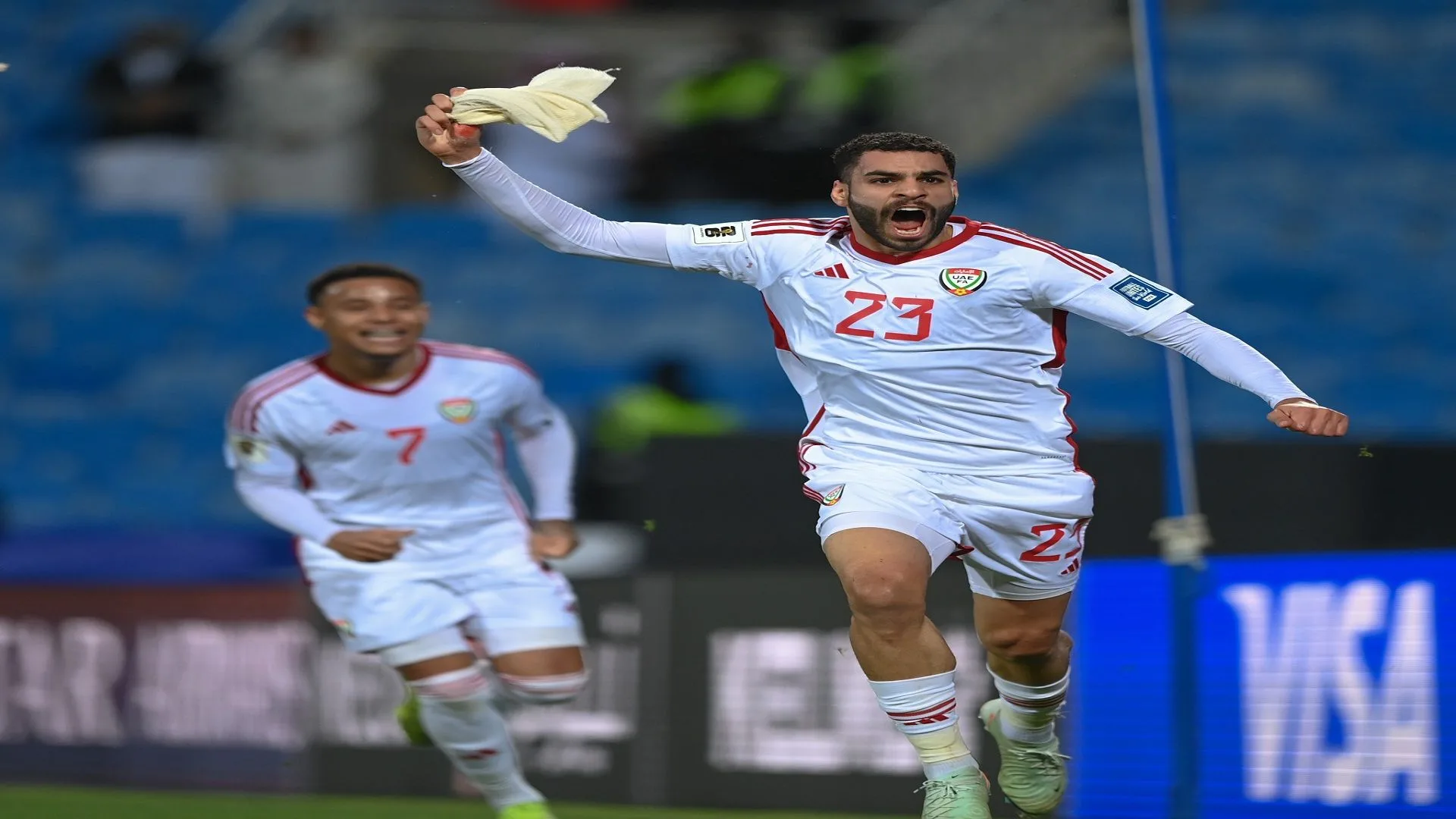 شباب الأهلي يعاقب لاعبه بعد عدم اختياره للمنتخب شباب الأهلي يعاقب لاعبه بعد عدم اختياره للمنتخب