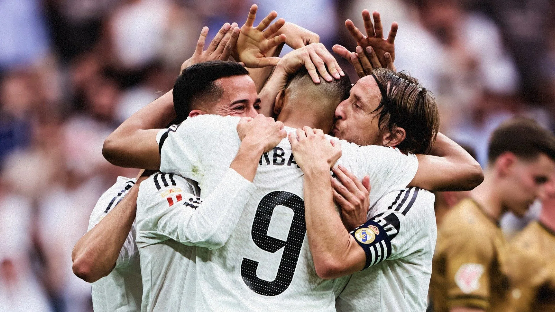 ريال مدريد يخطف صفقة آرسنال ريال مدريد يخطف صفقة آرسنال