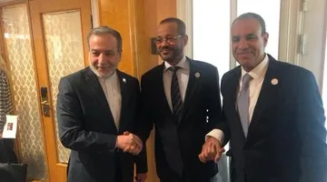 وزير الخارجية يجتمع بنظيريه الإيراني والعُماني خلال منتدى عالمي في أوسلو