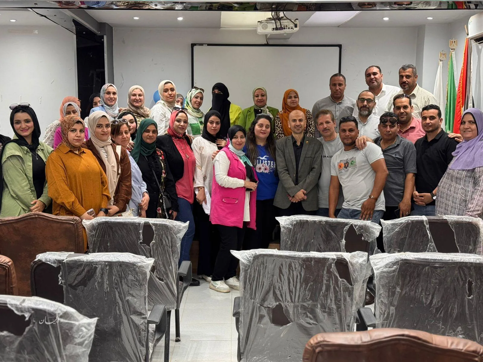 اجتماع وكيل وزارة الصحة في الشرقية مع المسؤولين عن الإعلام في الإدارات الصحية اجتماع وكيل وزارة الصحة في الشرقية مع المسؤولين عن الإعلام في الإدارات الصحية