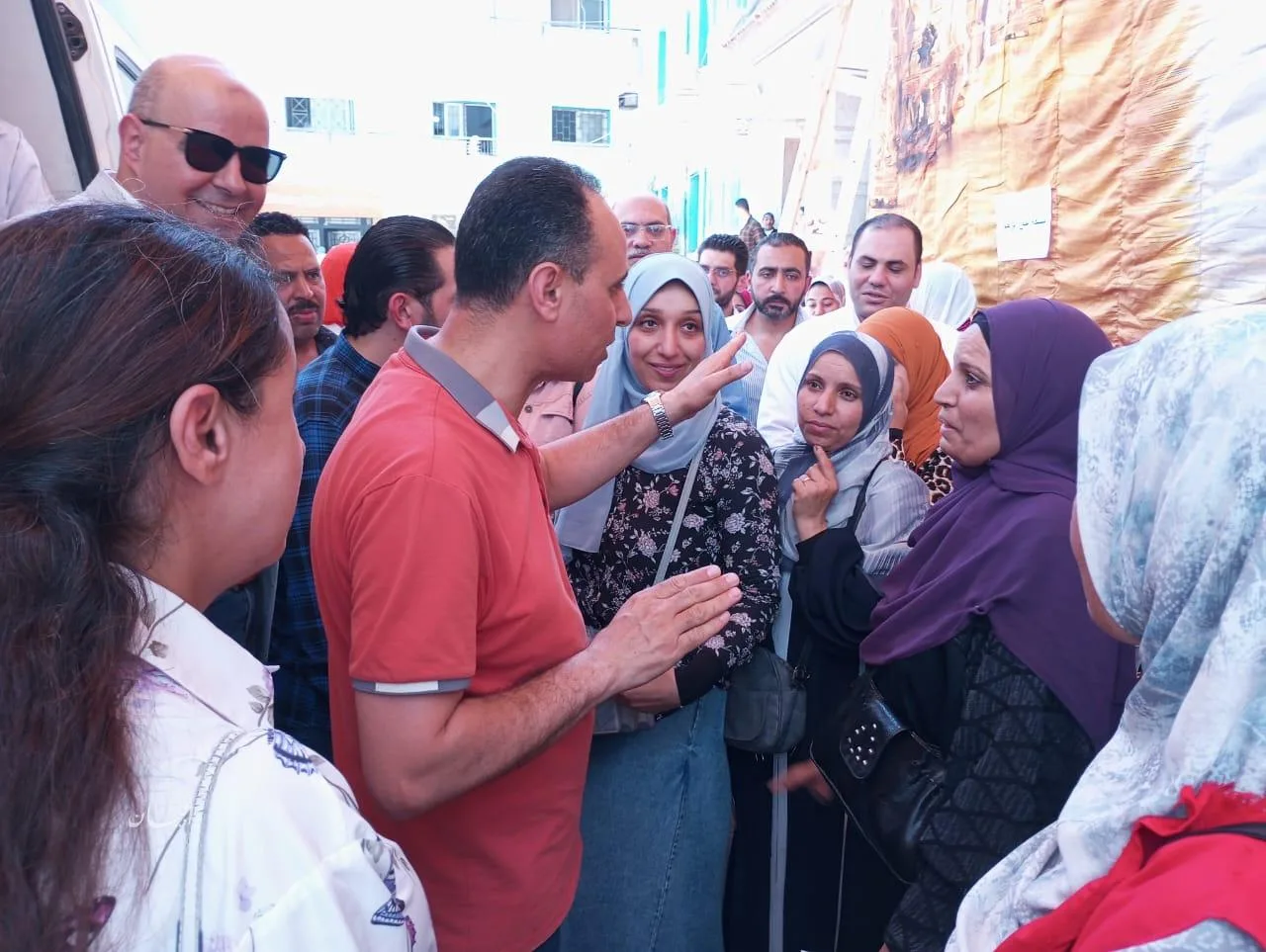 وكيل وزارة الصحة في الشرقية يزور مستشفى منيا القمح لمتابعة مبادرة “من بدري أمان” وكيل وزارة الصحة في الشرقية يزور مستشفى منيا القمح لمتابعة مبادرة “من بدري أمان”