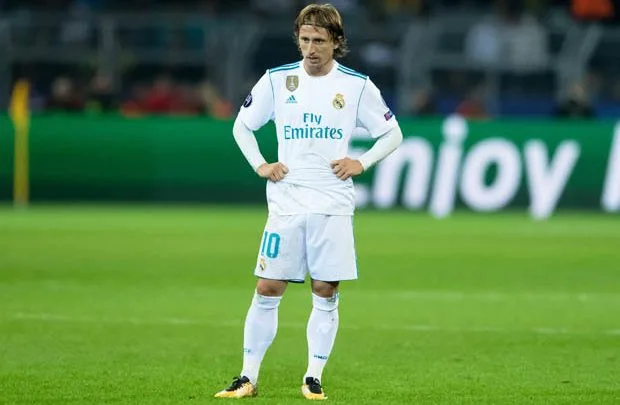 موارد عقد لوكا مودريتش مع ميلان