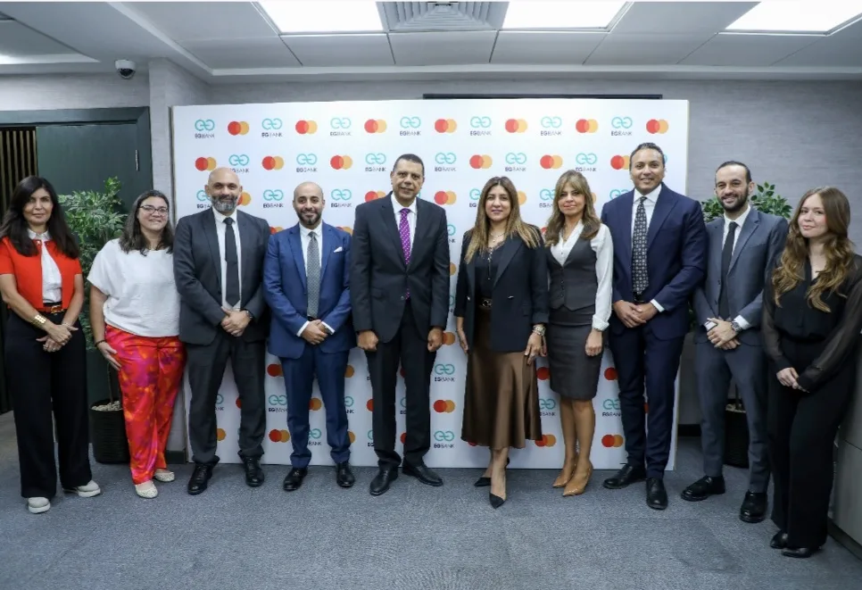 «بنك أي جي» يتشارك مع «ماستركارد» لتعزيز المدفوعات الرقمية وتقديم حلول مبتكرة «بنك أي جي» يتشارك مع «ماستركارد» لتعزيز المدفوعات الرقمية وتقديم حلول مبتكرة
