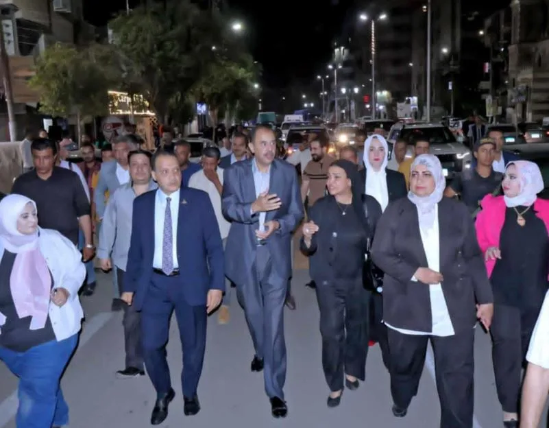 عبد الفتاح سراج يراقب تقدم تطوير شارع أسيوط – سوهاج ويثني على أعمال التجميل والبنية التحتية عبد الفتاح سراج يراقب تقدم تطوير شارع أسيوط – سوهاج ويثني على أعمال التجميل والبنية التحتية