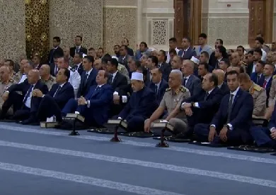 الرئيس السيسي يتابع خطبة عيد الأضحى من جامع العاصمة الإدارية في مصر الرئيس السيسي يتابع خطبة عيد الأضحى من جامع العاصمة الإدارية في مصر