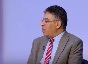 عماد الدين حسين: هزيمة إيران أمام إسرائيل تضر بمصالح مصر وتمثل تهديدًا للمنطقة بأكملها عماد الدين حسين: هزيمة إيران أمام إسرائيل تضر بمصالح مصر وتمثل تهديدًا للمنطقة بأكملها