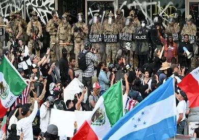 بعد ستة أيام من المظاهرات، ترامب يخطط لنشر قوات في مدن إضافية. بعد ستة أيام من المظاهرات، ترامب يخطط لنشر قوات في مدن إضافية.