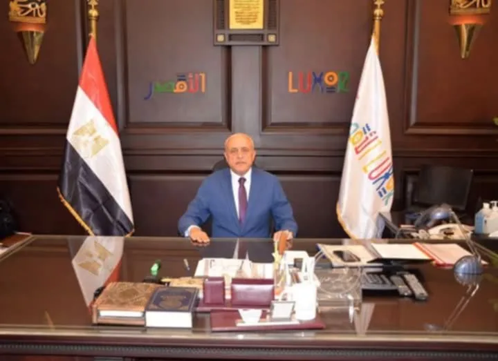 محافظ الأقصر يوافق على أضخم ترقية للعاملين في الصناديق الخاصة منذ عام 2015 محافظ الأقصر يوافق على أضخم ترقية للعاملين في الصناديق الخاصة منذ عام 2015