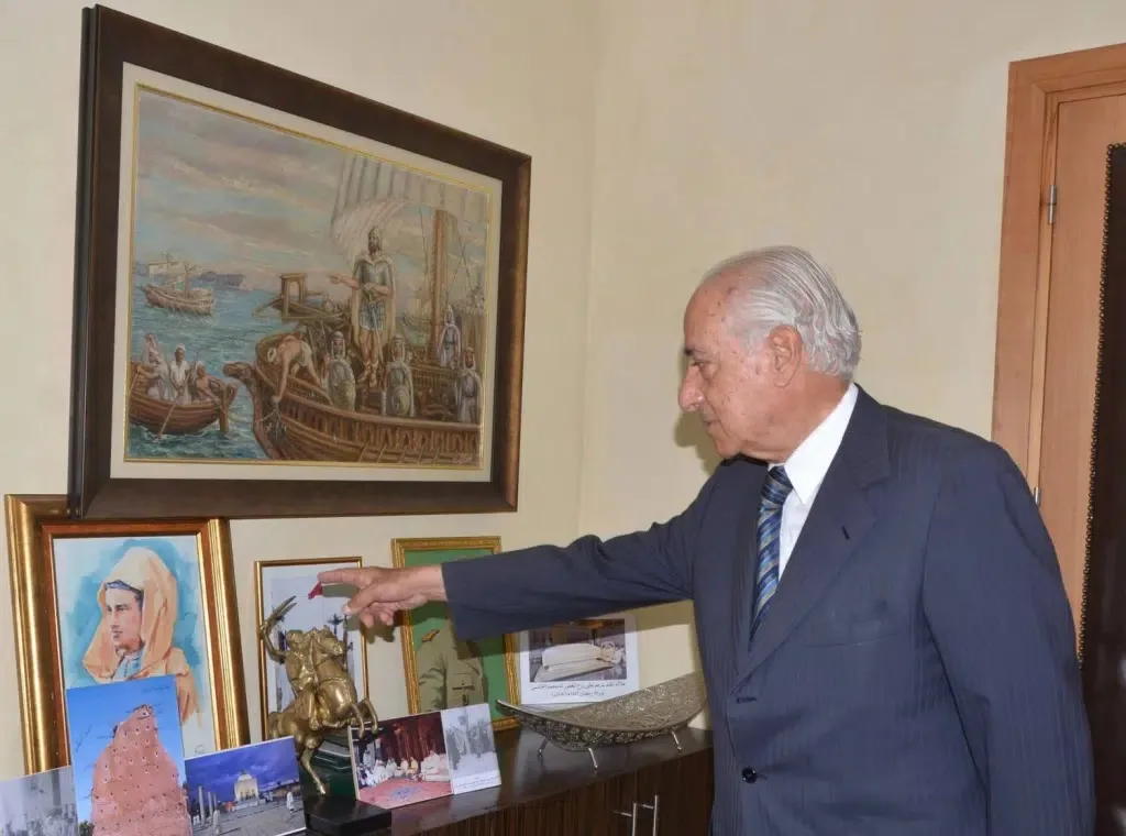 وفاة المؤرخ المغربي عبد الحق المريني وناطق القصر الملكي عن عمر 91 عامًا وفاة المؤرخ المغربي عبد الحق المريني وناطق القصر الملكي عن عمر 91 عامًا