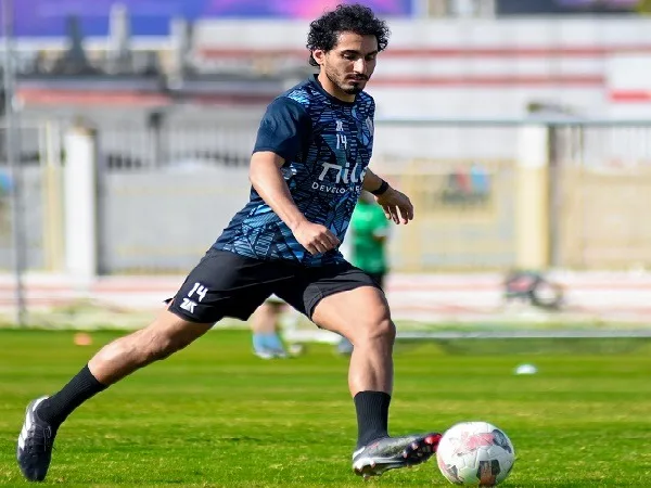 الزمالك يفتح تحقيقًا مع أحمد حمدي بسبب سخرية من الإدارة الزمالك يفتح تحقيقًا مع أحمد حمدي بسبب سخرية من الإدارة